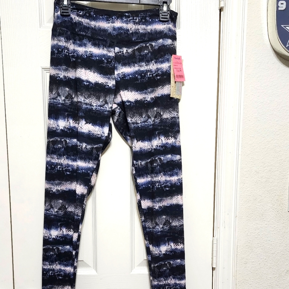 Balance Collection Women's Size M On-the-go Leggings